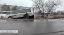 В Вичуге пассажирский автобус после столкновения с иномаркой занесло в кювет (ФОТО)