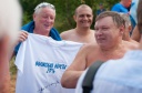 Павел Коньков совершил заплыв в Плесе, поддержав россиян-олимпийцев (ФОТО)  