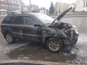 Водитель и пассажиры успели выскочить из внезапно загоревшегося в центре Иванова автомобиля (ФОТО)
