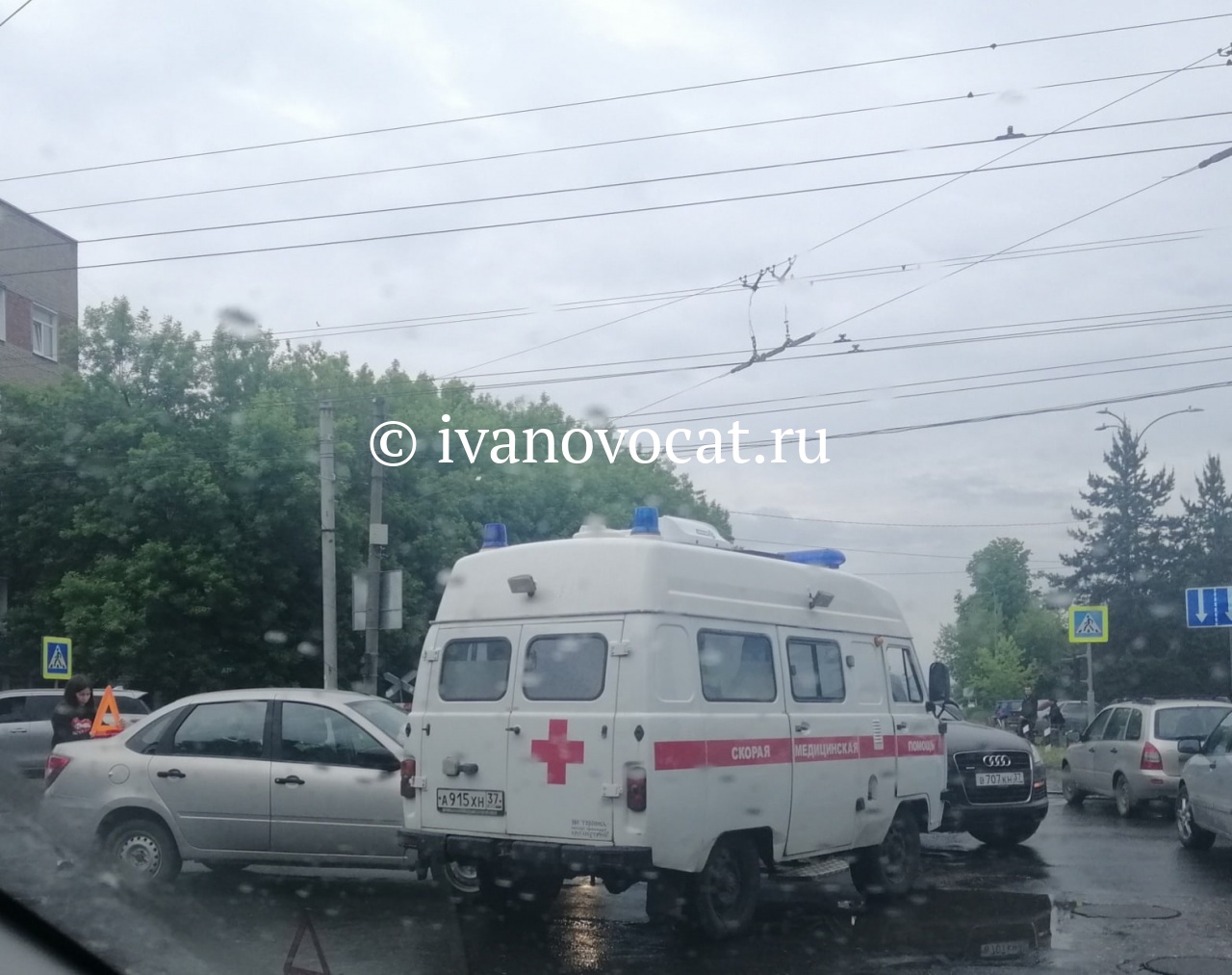 ДТП с участием скорой помощи в Иванове (ФОТО) | 28.05.2021 | Новости  Иваново - БезФормата