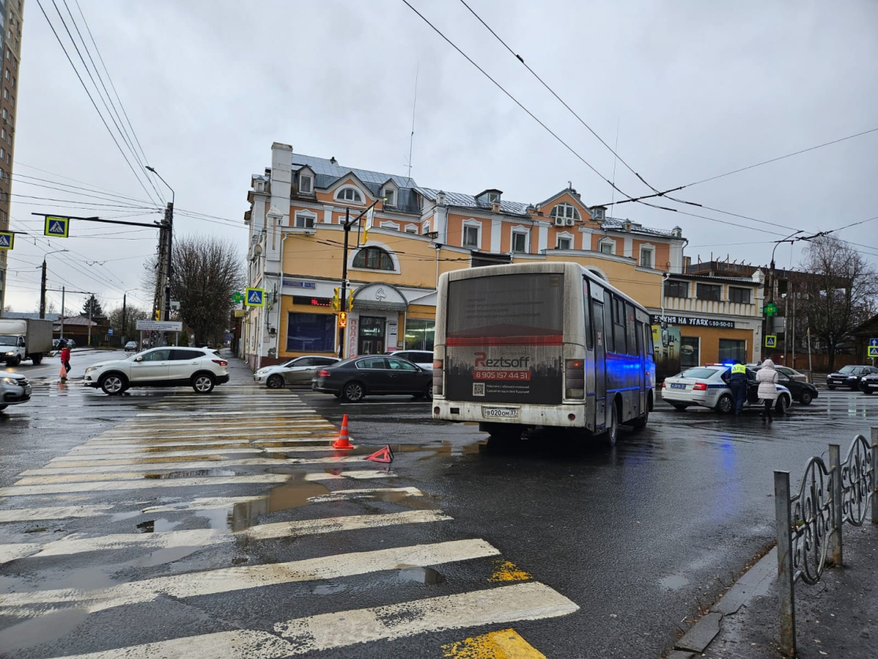 В Иванове пассажирский автобус наехал на женщину на пешеходном переходе  (ФОТО)