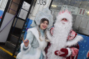 Дед Мороз и Снегурочка создают новогоднюю сказку в ивановских троллейбусах (ФОТО)