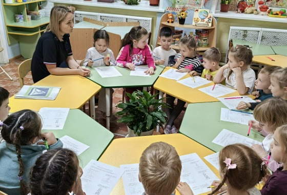 Госавтоинспекция провела уроки дорожной грамотности в девяти ивановских детских садах