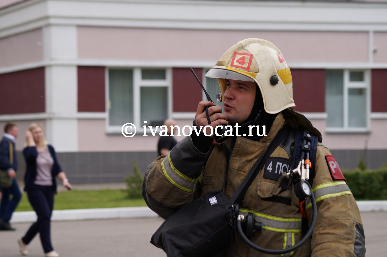 Пожарные машины возле здания регионального УМВД в Иванове. Что происходило?  (ФОТО) | 02.06.2022 | Новости Иваново - БезФормата