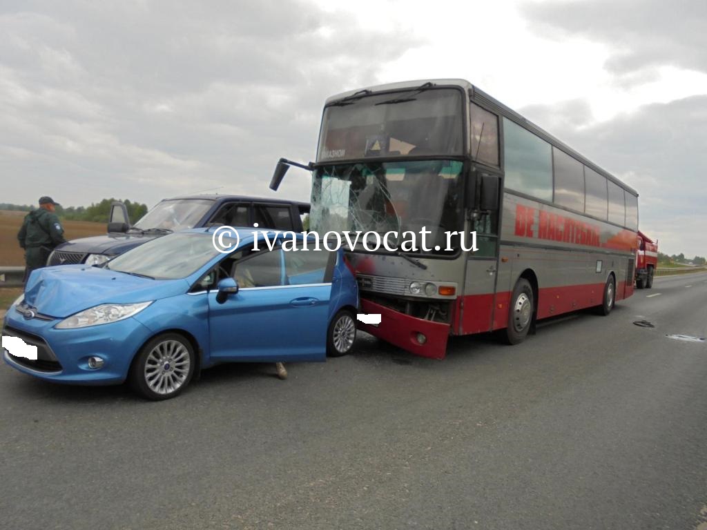 Автобус Иваново Приволжск. Автобус Иваново Кострома. Кострома Иваново автобус на 16 мая. Новые автобусы Иваново.