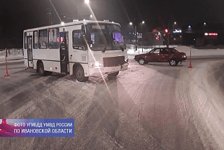 ДТП в Ивановском районе: автобус с пассажирами на борту выехал на перекресток на запрещающий сигнал светофора (ФОТО)
