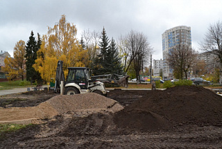 На одной из центральных площадей Иванова формируют новую зеленую зону (ФОТО)