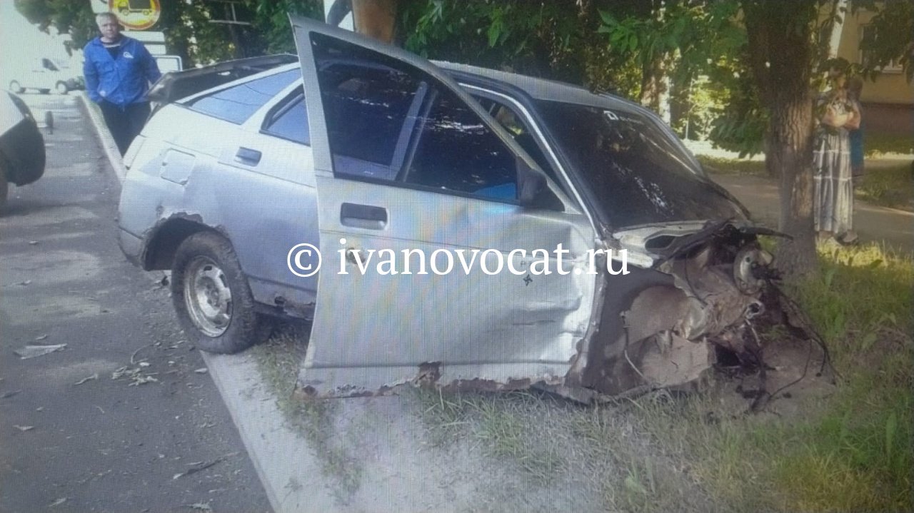 В Иванове подростки попали на автомобиле в разрушительное для легковушки  ДТП (ФОТО) | 19.06.2023 | Новости Иваново - БезФормата