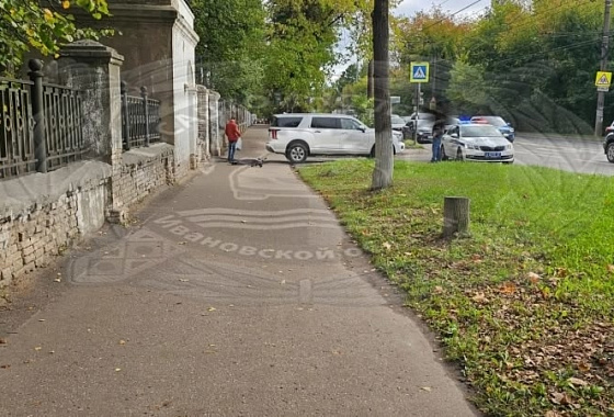 ДТП в Иванове: автомобиль наехал на несовершеннолетнюю на электросамокате