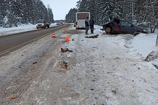 В Фурмановском районе произошло столкновение легковушки и автобуса (ФОТО)