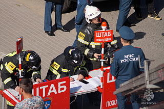 Пожарные провели учения в одном из бизнес-центров Иванова (ФОТО)