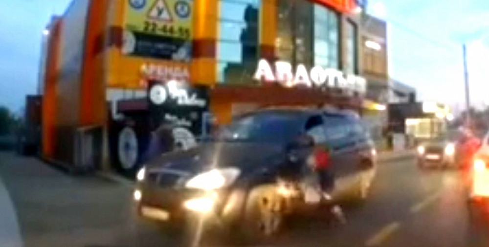 Момент наезда на ребенка в Авдотьино попал на видео (ВИДЕО)