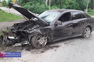 В Иванове рано утром автомобилист не справился с управлением транспортного средства (ФОТО)