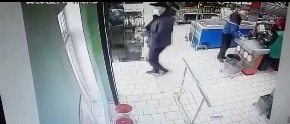 В Иванове разыскивается подозреваемый в совершении грабежа (ВИДЕО)