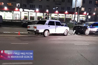 Подробности аварии в Иванове с автомобилем, в котором перемещались подростки (ФОТО)