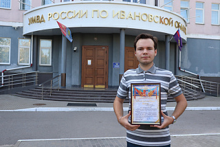 В Иванове студент пришел на помощь пенсионерке, ставшей жертвой уличного грабежа (ФОТО)