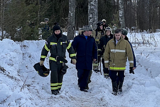 В результате крушения в Ивановской области военно-транспортного самолета населенные пункты не пострадали. На борту были летчик и из других регионов (ФОТО)