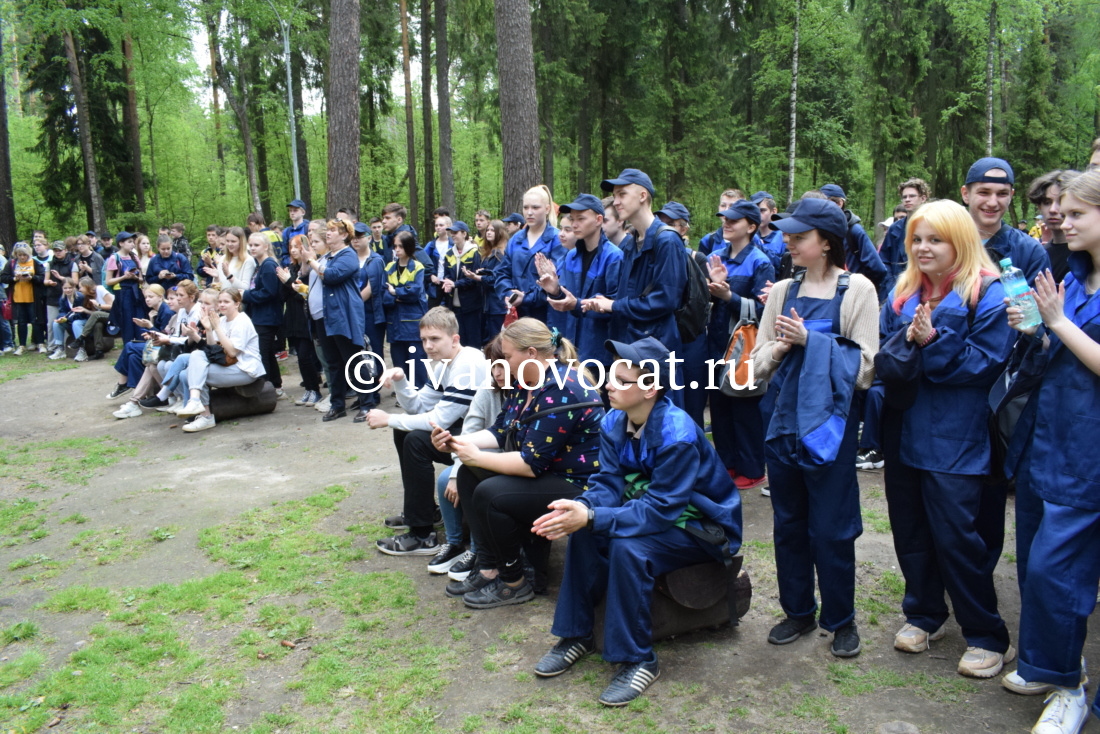 В Иванове приступили к работе летние подростковые трудовые отряды (ФОТО) |  01.06.2022 | Новости Иваново - БезФормата